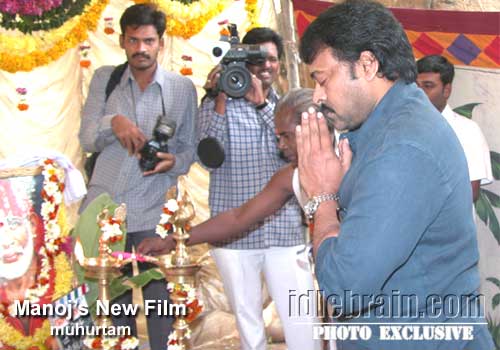 manoj debut