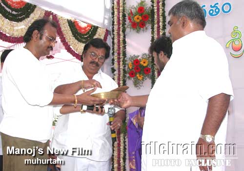 manoj debut
