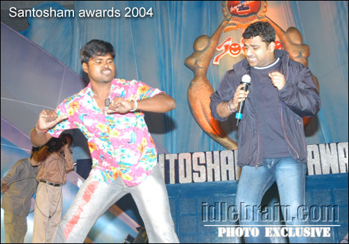 santosham film award