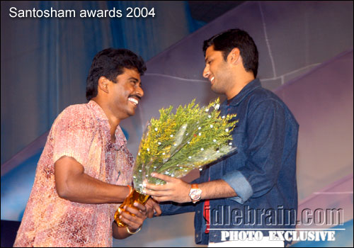 santosham film award