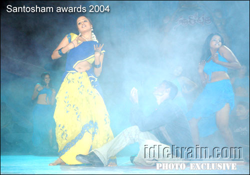 santosham film award
