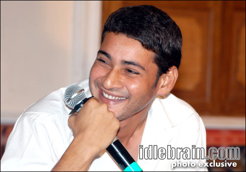 http://www.idlebrain.com/images2/newpg-mahesh14.jpg