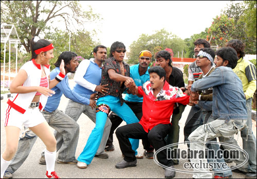 iddaru athala muddula alludu