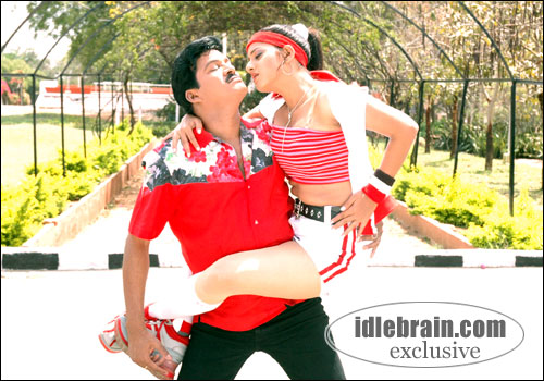 iddaru athala muddula alludu