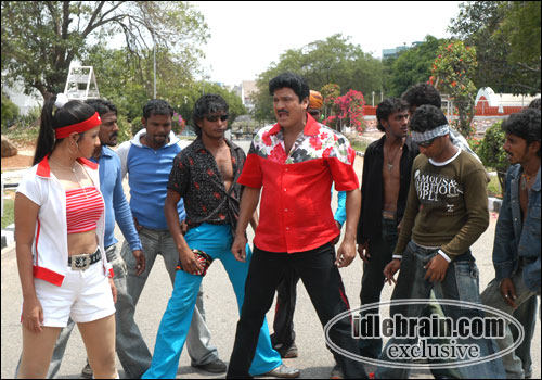 iddaru athala muddula alludu