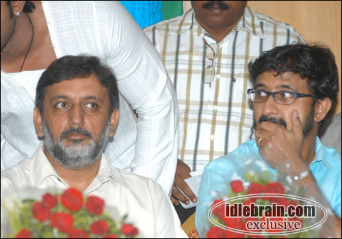 oka v chitram