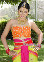 Trisha (from Allari Bullodu)