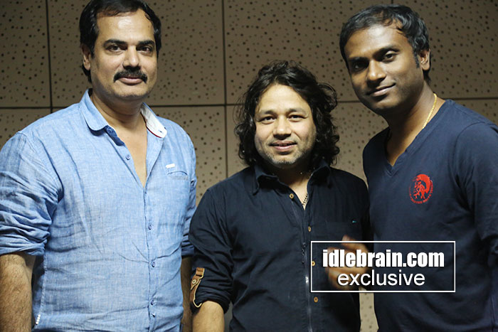 gopalagopala-kailashhher-specialsong3.jp