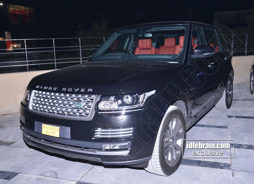 ramcharan-rangerover3.jpg