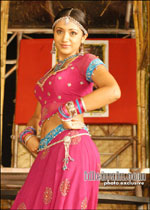 Trisha (from Allari Bullodu)