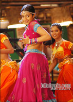 Trisha (from Allari Bullodu)
