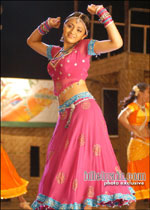 Trisha (from Allari Bullodu)