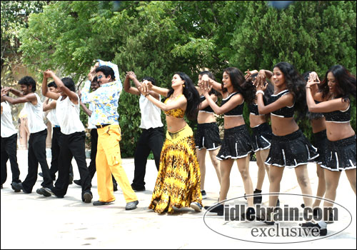 iddaru athala muddula alludu