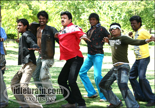 iddaru athala muddula alludu