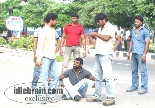 asadhyudu working stills