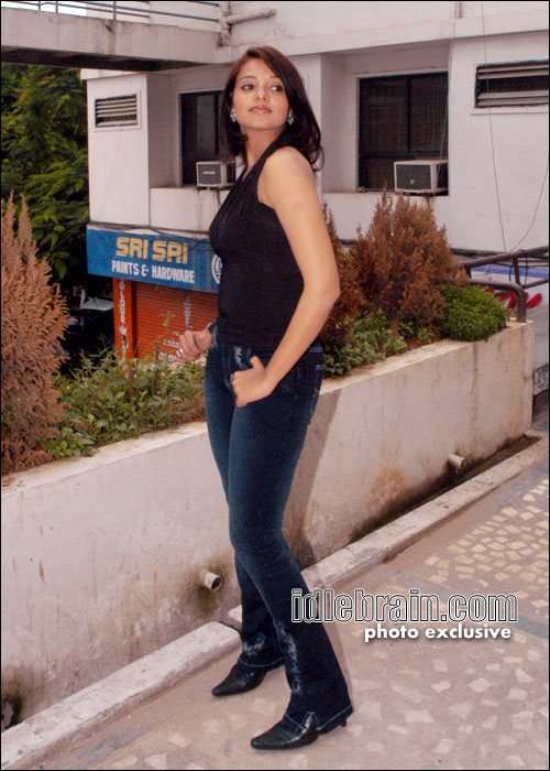Saloni