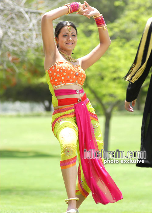 Trisha From Allari Bullodu Telugu Cinema Photo Gallery Actress