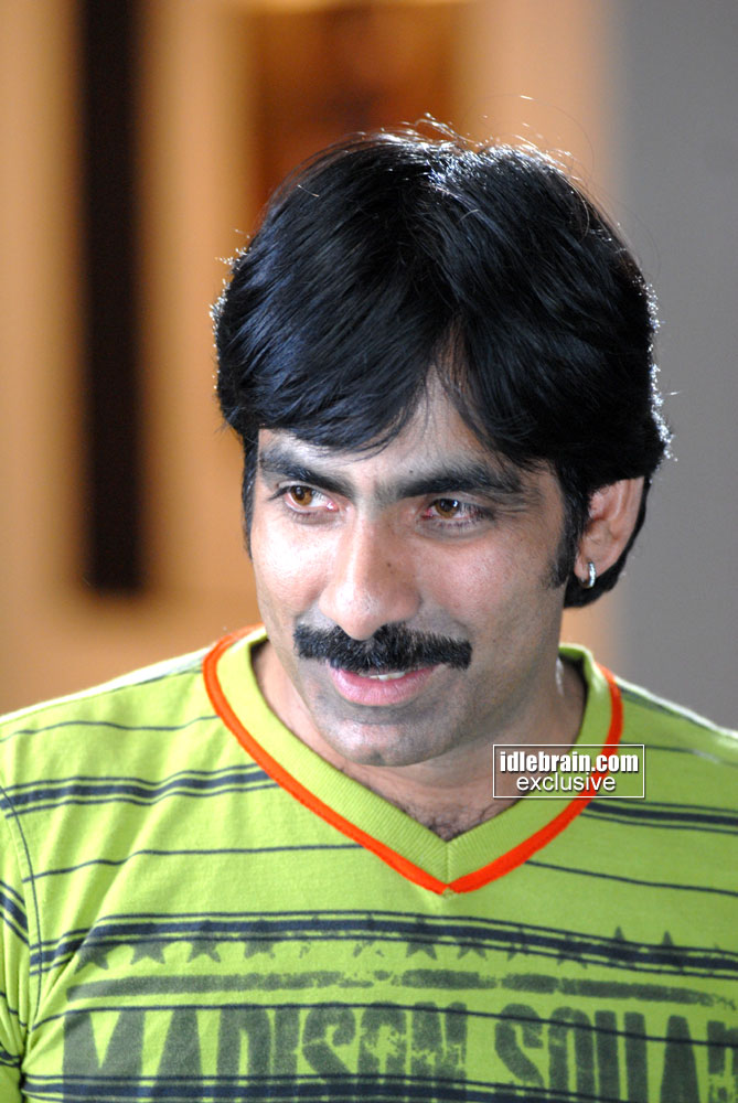 Very, very happy with RTG's success: Ravi Teja - 123telugu.com