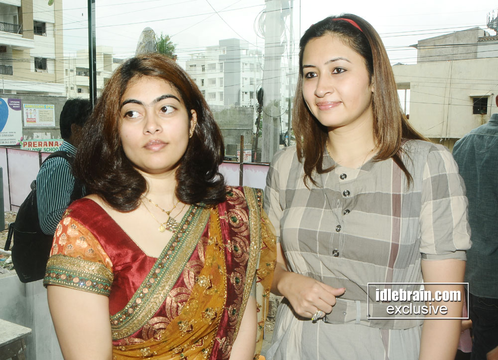 Jwala Gutta hot sexy launch-colorzbeautystudio HD still 51