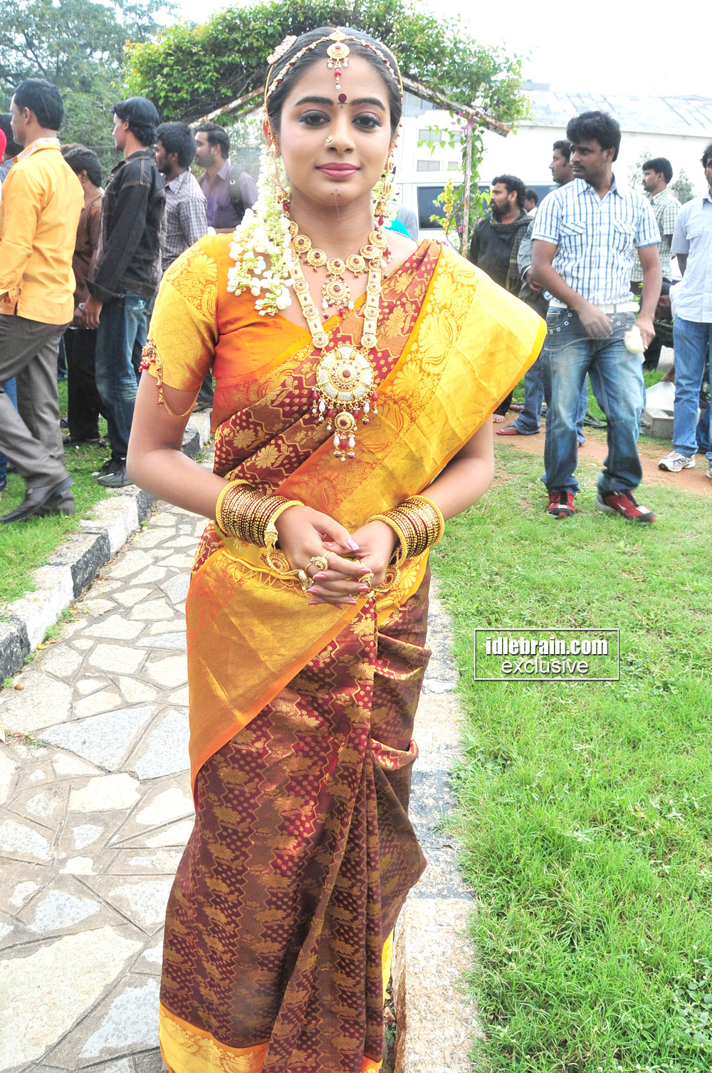Priyamani hot stills