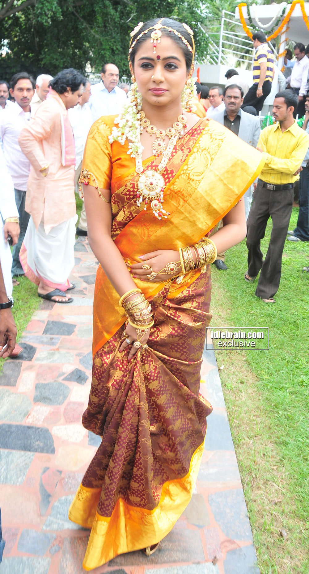 Priyamani hot sexy priyamani HD still 10
