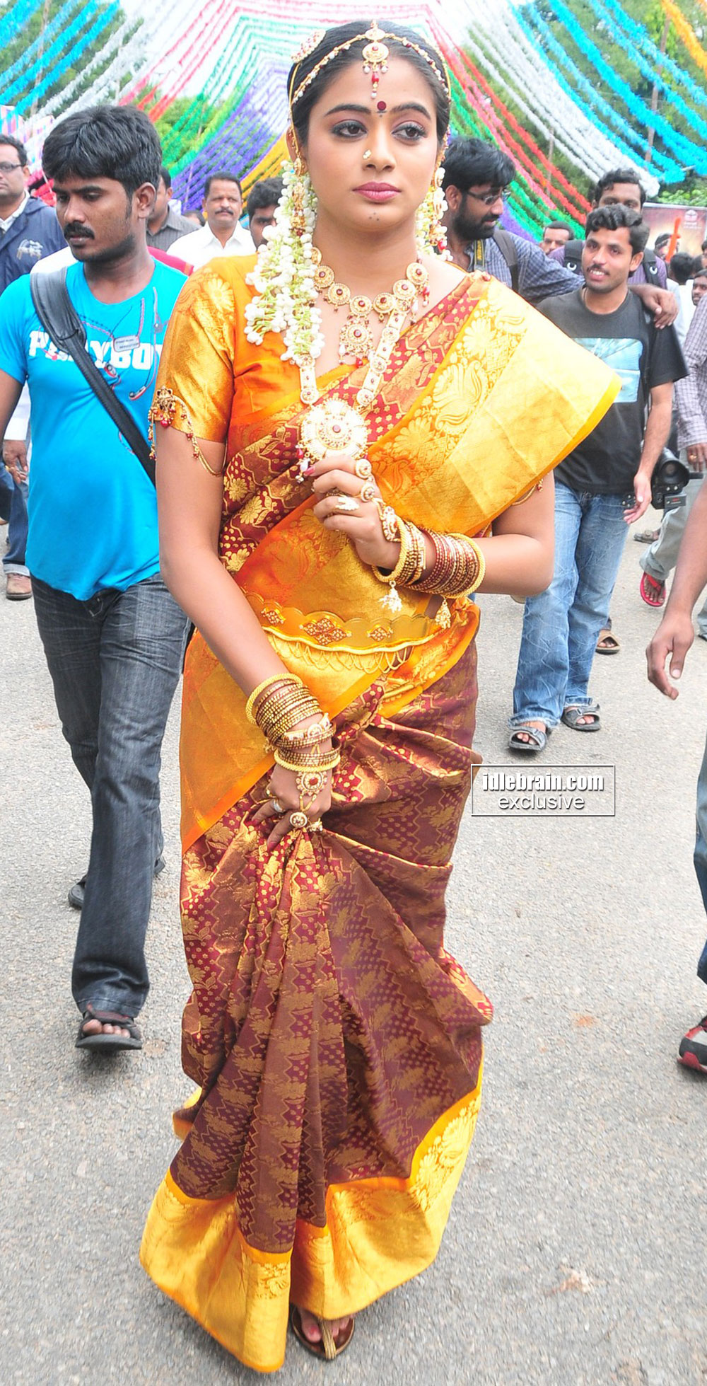 Priyamani hot sexy priyamani HD still 17