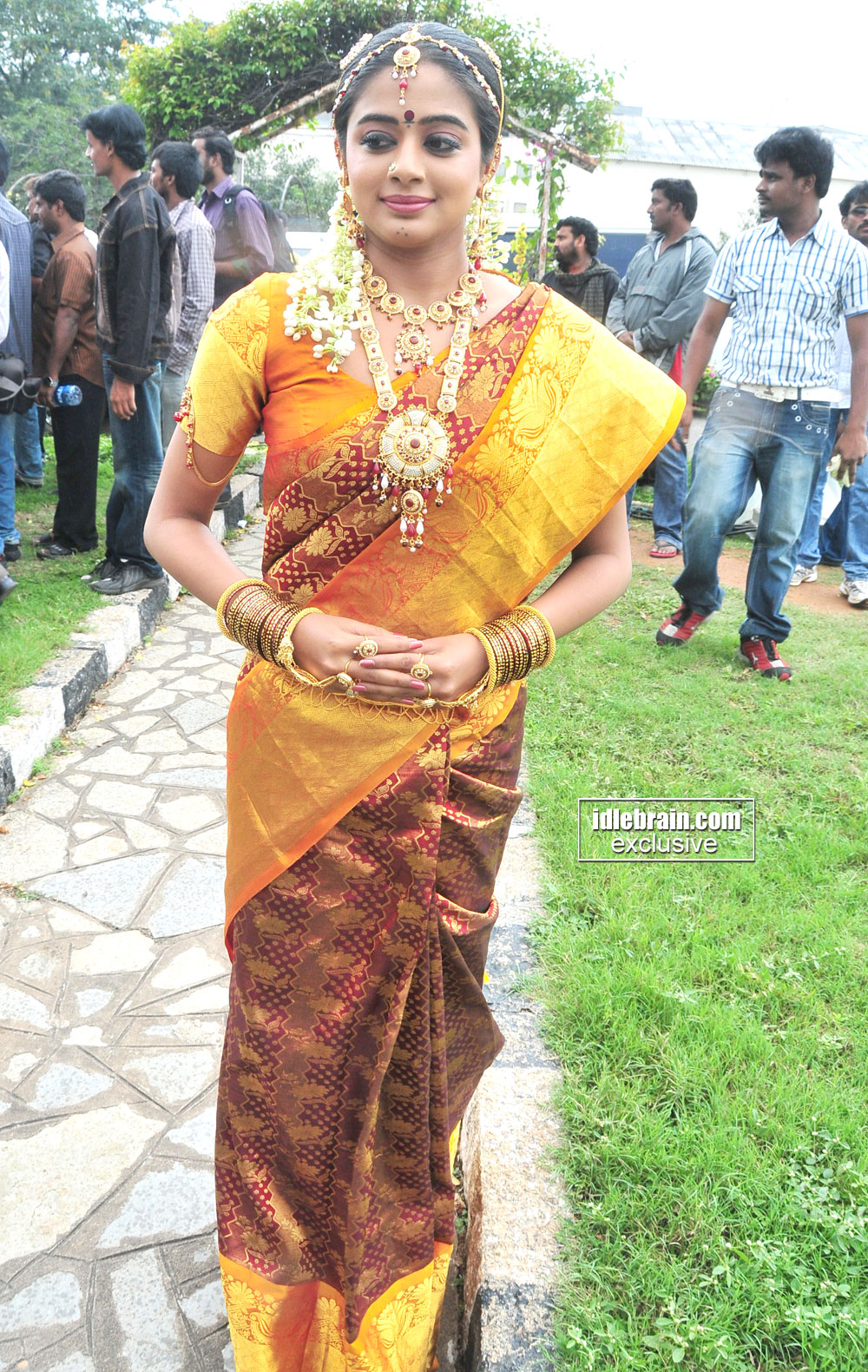 Priyamani hot stills