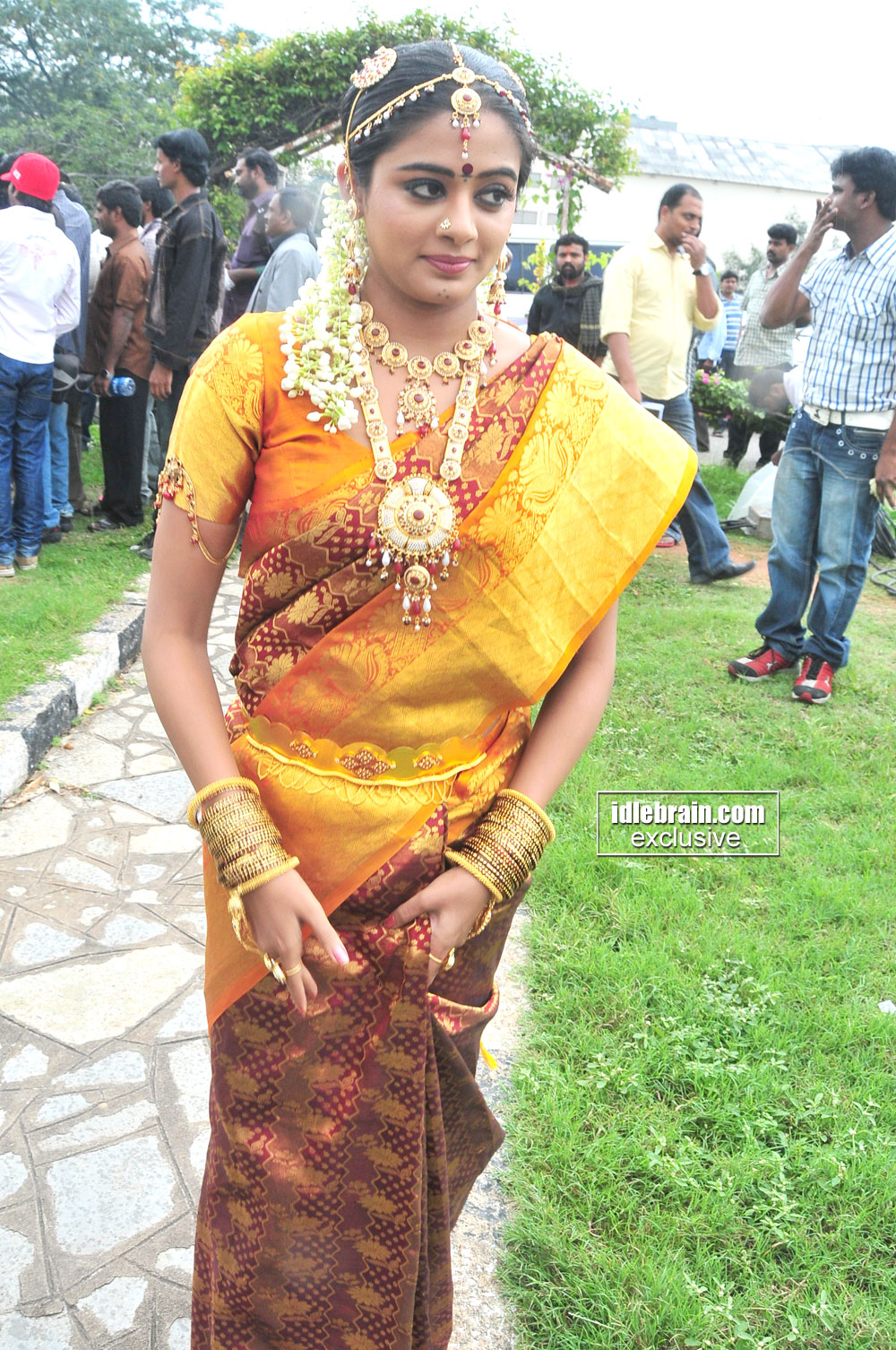 Priyamani hot sexy priyamani HD still 6