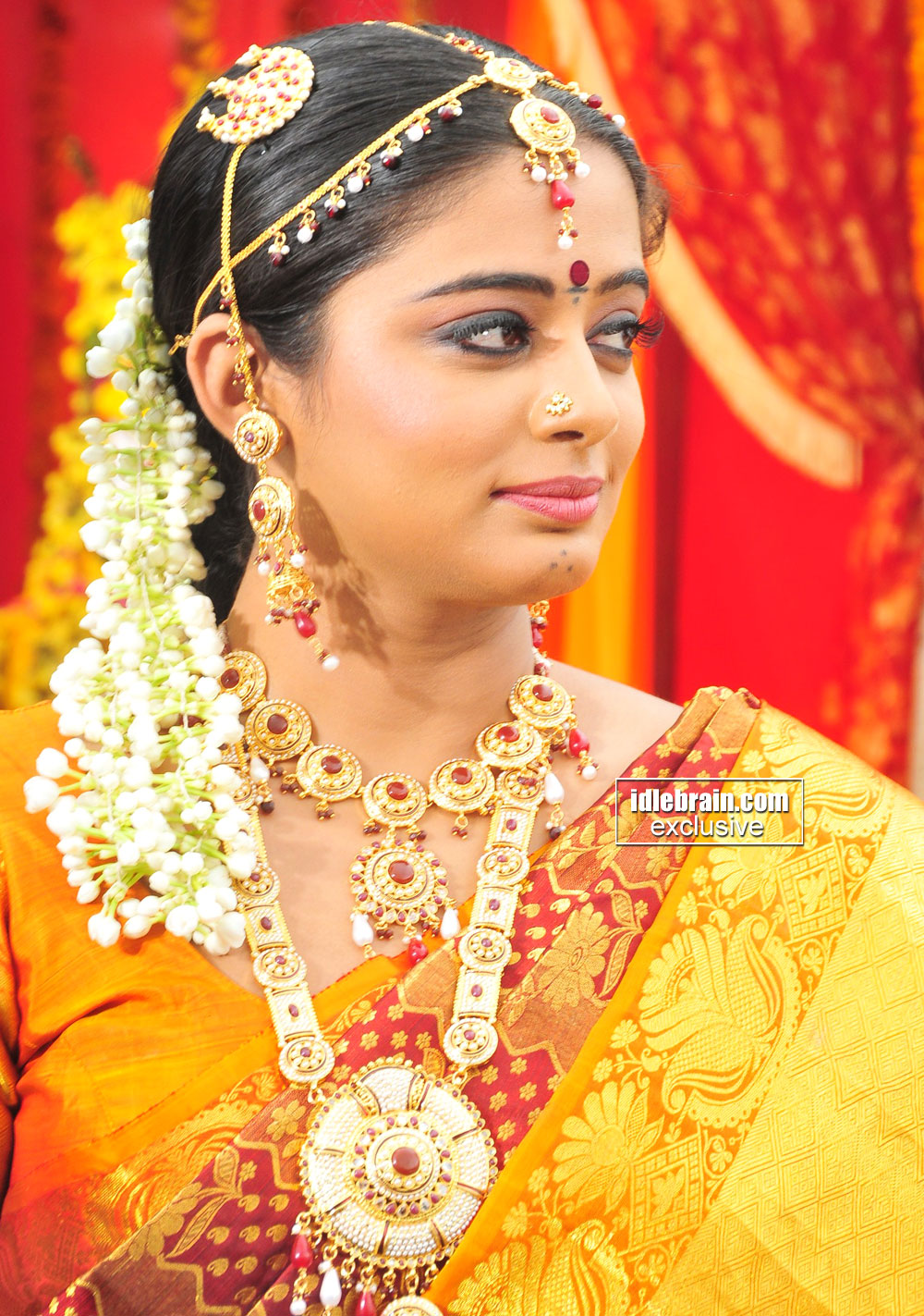 Priyamani hot sexy priyamani HD still 8