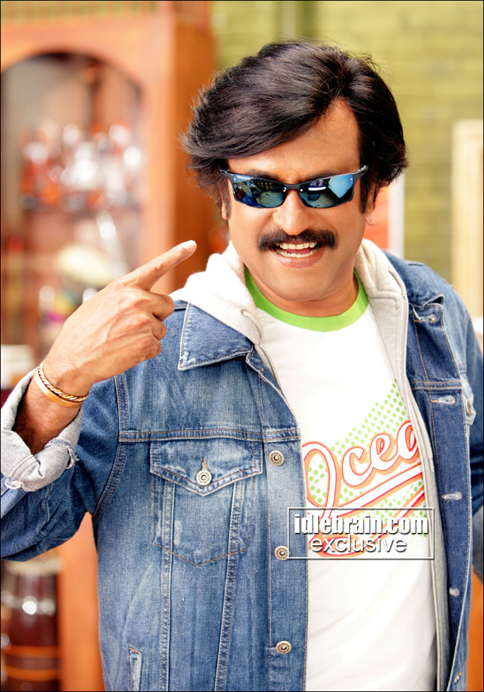 Sivaji Shivaji the boss photo gallery Telugu cinema Rajnikant Trisha
