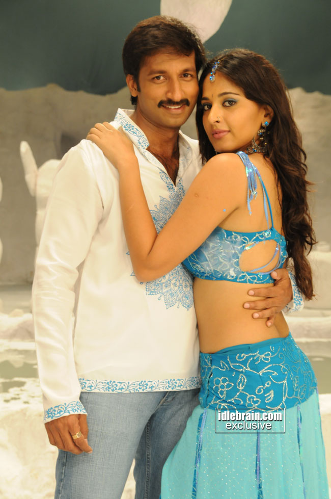 souryam film photo gallery - Telugu cinema - Gopichand & Anushka
