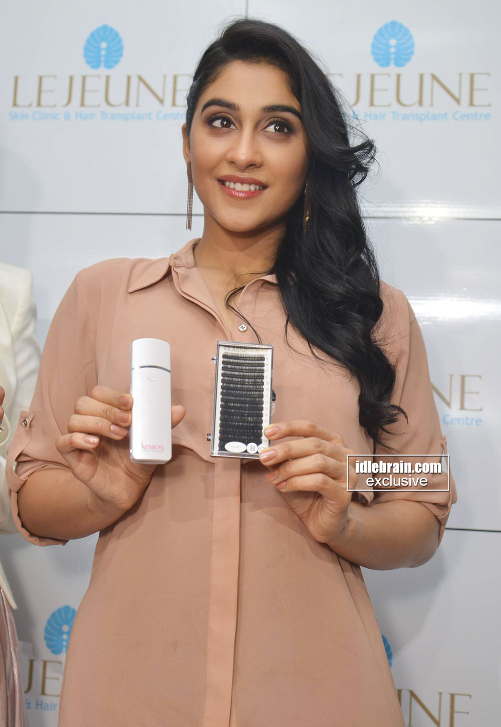 Actress Regina Cassandra launches Lejeune Skin Clinic & Hair Transplant  Centre at Banjara Hills - Telugu cinema